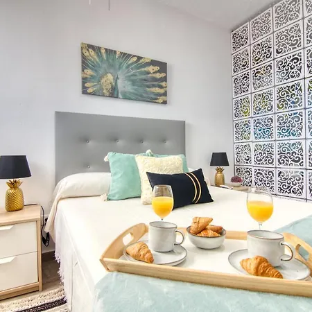 Apartment Alhamar Beachfront In Calahonda *