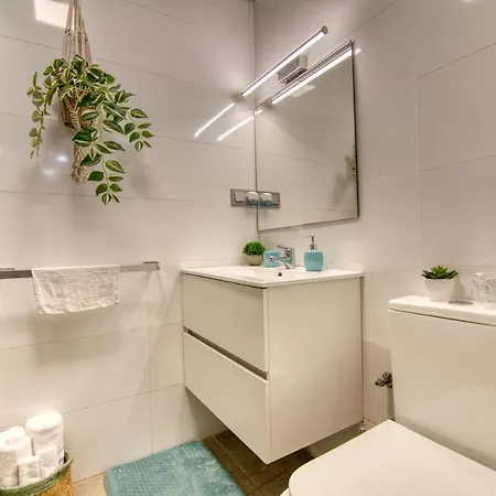Apartment Alhamar Beachfront In Calahonda