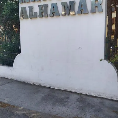 Alhamar Beachfront In Calahonda Apartment