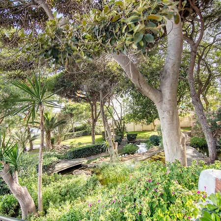 Apartment Alhamar Beachfront In Calahonda *