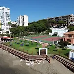 Alhamar Beachfront In Calahonda Apartamento